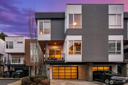 7-217 4th Ct S, Kirkland, WA, 98033-6047 | Card Image