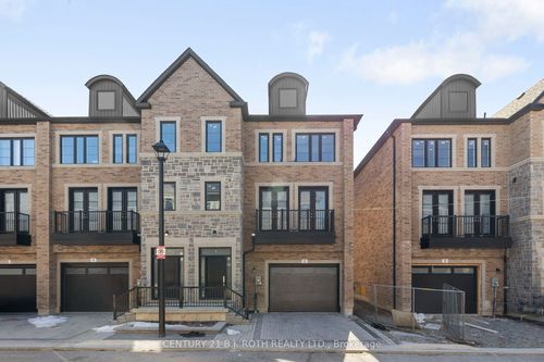 21-260 Eagle St, Newmarket, ON, L3Y1K1 | Card Image