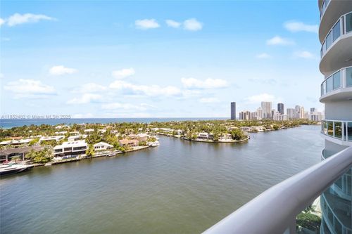 apt-1404-20201 E Country Club Dr, Aventura, FL, 33180-3282 | Card Image