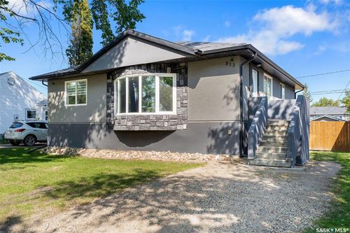 813 98th Ave, Tisdale, SK, S0E1T0 | Card Image