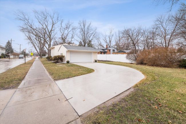 202 Broadacre Ave, House other with 3 bedrooms, 2 bathrooms and null parking in Clawson MI | Image 26