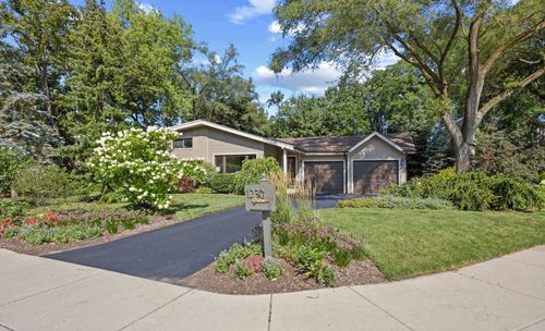 1230 Central Ave, Deerfield, IL, 60015-4162 | Card Image