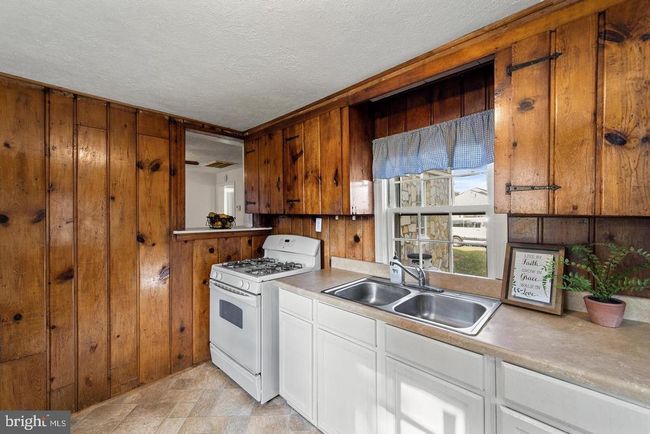 12002 Fitzgerald Way, House other with 2 bedrooms, 1 bathrooms and null parking in Bristow VA | Image 23