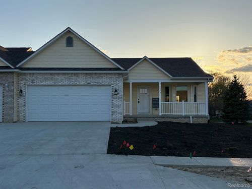 1473 Mallard Cir, Owosso, MI, 48867-1987 | Card Image
