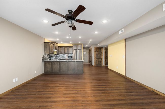 Living Room | Image 19
