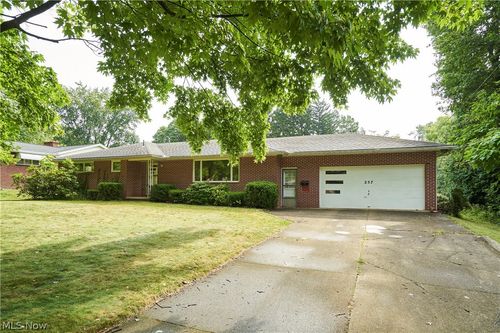 257 Fairview Avenue, Doylestown, OH, 44230 | Card Image