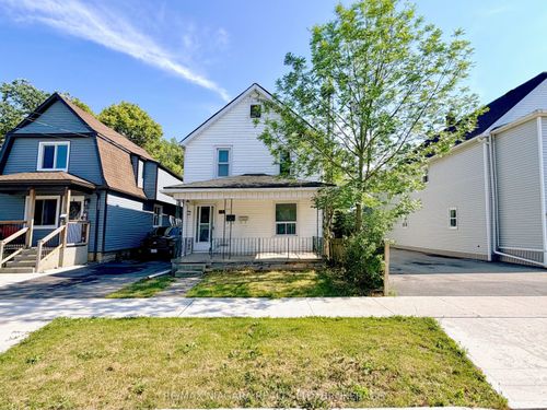 21 5th St, Welland, ON, L3B4Z4 | Card Image