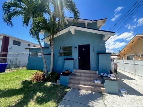 236 Sw 10th Ave, Miami, FL, 33130-1110 | Card Image