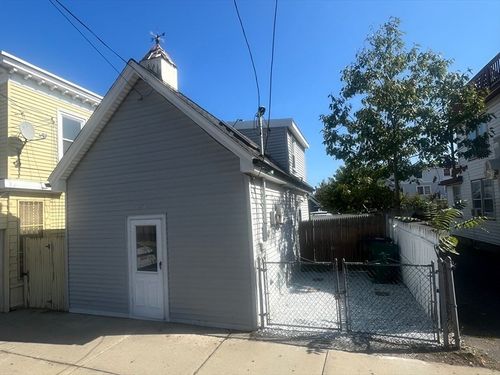 248 Essex St, Lynn, MA, 01902-2350 | Card Image