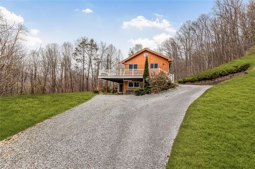 24 Babbling Brook Ln, Cold Spring, NY, 10516-4355 | Card Image
