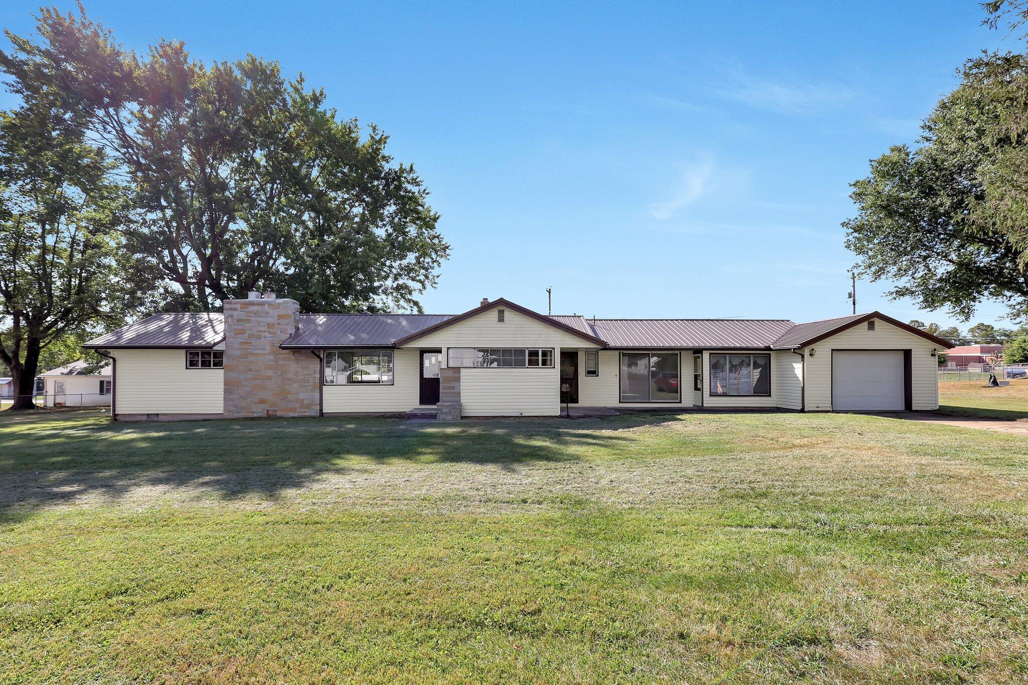 307 N Pearl Street, Inactive in Mcarthur Zoocasa