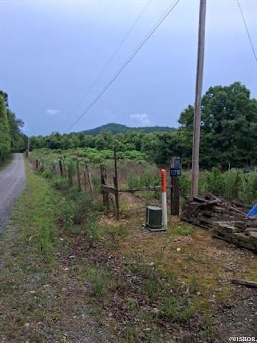 246 Burgess Rd, Bonnerdale, AR, 71933-8093 | Card Image