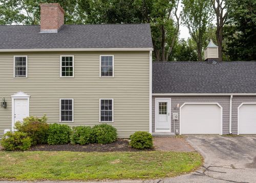 22-22 Bayberry Way, South Portland, ME, 04106-6416 | Card Image