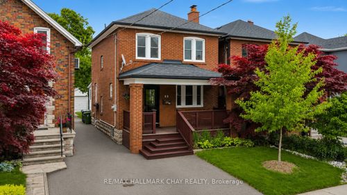 55 Third St, Etobicoke, ON, M8V2X7 | Card Image