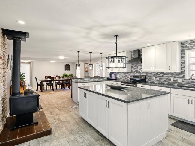 35 Walnut Trail, House other with 4 bedrooms, 3 bathrooms and 2 parking in Velarde NM | Image 8