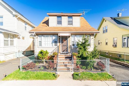 132-130-132 Lily St, Paterson, NJ, 07522-1239 | Card Image