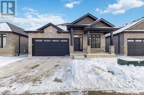 22-383 Daventry Way, Komoka, ON, N0L1R0 | Card Image