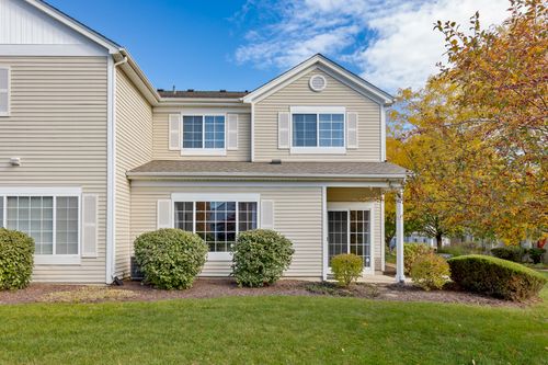 169 Braxton Ln, Aurora, IL, 60504-6675 | Card Image