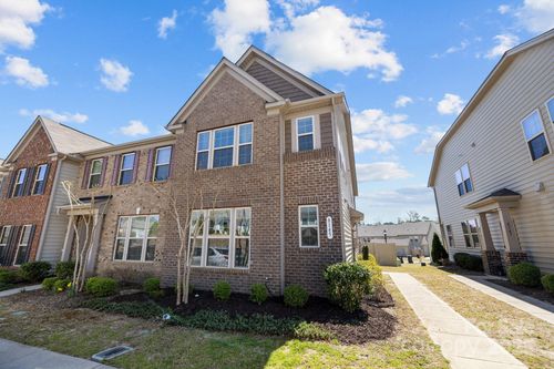8145 English Clover Ln, Fort Mill, SC, 29707-6935 | Card Image