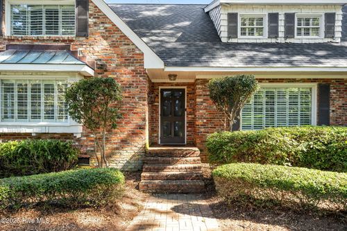 226 Country Club Dr, Greenville, NC, 27834-6219 | Card Image