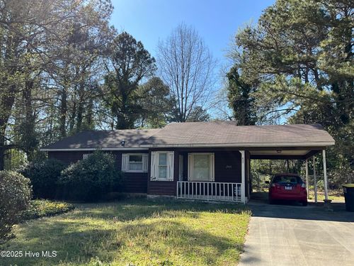2943 Birdsong Cir, Grimesland, NC, 27837-9525 | Card Image