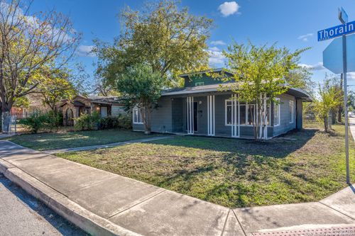 1538 Thorain Blvd, San Antonio, TX, 78201-2928 | Card Image