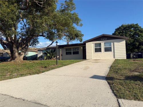 5432 Drift Tide Dr, NEW PORT RICHEY, FL, 34652-6047 | Card Image