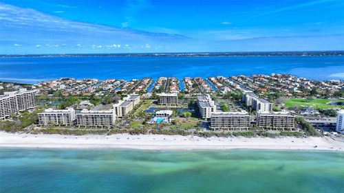 205-1085 Gulf Of Mexico Dr, LONGBOAT KEY, FL, 34228-3666 | Card Image
