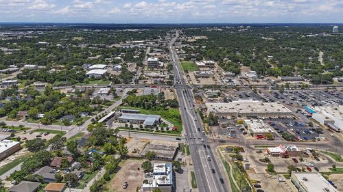 3200 S Texas Ave, Bryan, TX, 77802-3125 | Card Image