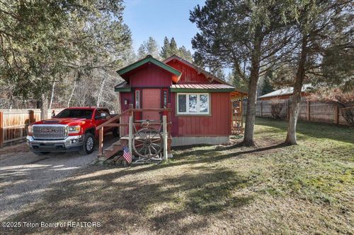 16 Foothill Blvd, Alpine, WY, 83128 | Card Image