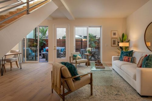202-4473 30th St, San Diego, CA, 92116-4855 | Card Image