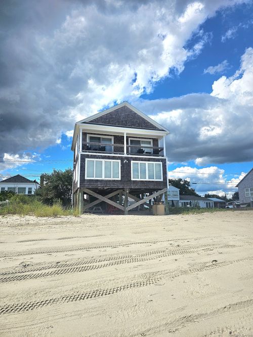 14 Shore Rd, Niantic, CT, 06357-3505 | Card Image