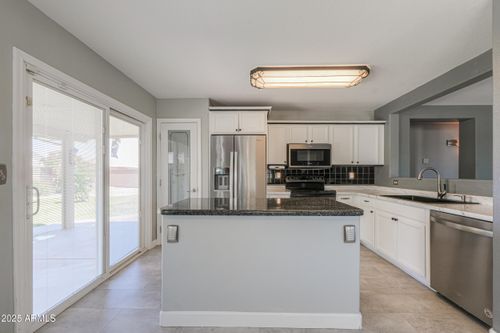 12088 W Delwood Dr, Arizona City, AZ, 85123-5569 | Card Image