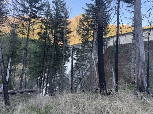 0 Nf-2212, Gates, OR, 97346 | Card Image