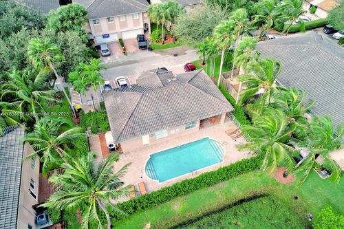 2771-2771 Treasure Cove Cir, Fort Lauderdale, FL, 33312-5618 | Card Image