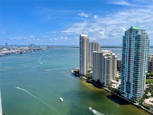 apt-3410-300 S Biscayne Blvd, MIAMI, FL, 33131-5379 | Card Image