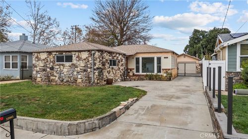 23065 16th St, Newhall, CA, 91321-1003 | Card Image