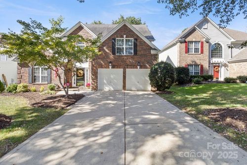 16203 Hollingbourne Rd, Huntersville, NC, 28078-5732 | Card Image