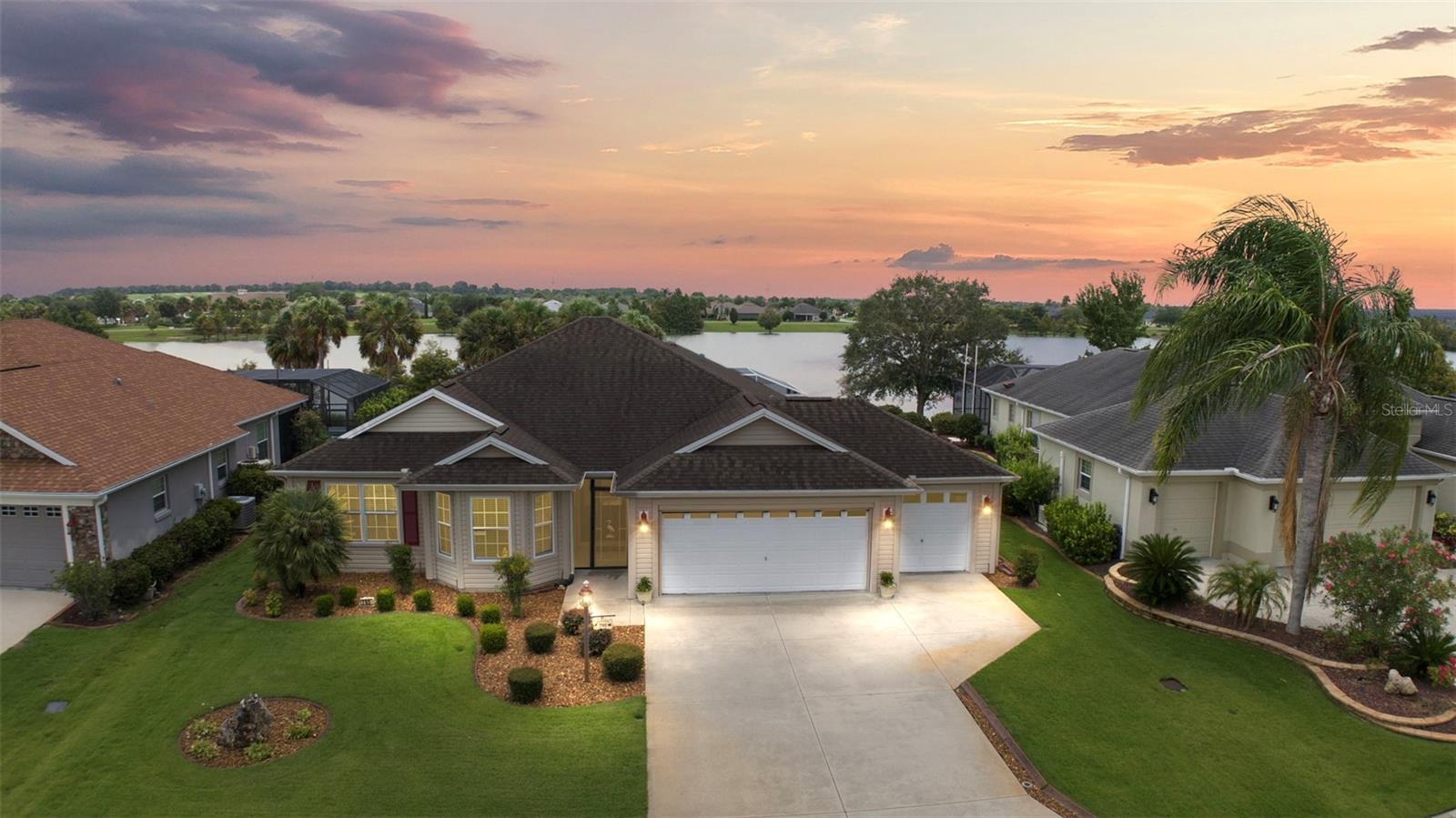 Fenwick Loop, The Villages, FL 32163