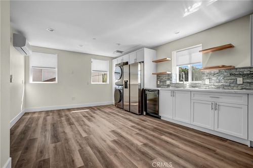 1648 255th St, Harbor City, CA, 90710-2622 | Card Image