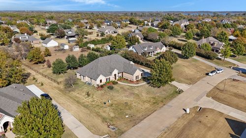 7701 Oak Creek Ln, Denton, TX, 76208-2175 | Card Image