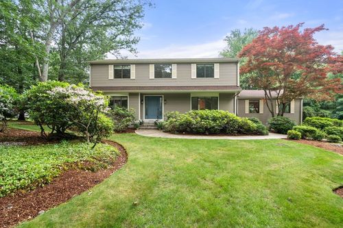 18 Juniper Ln, Framingham, MA, 01701-3048 | Card Image