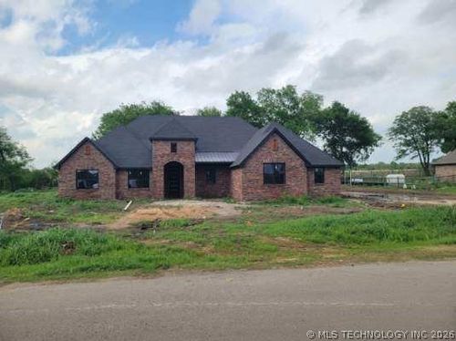 5225 E Norwood St, Claremore, OK, 74019 | Card Image