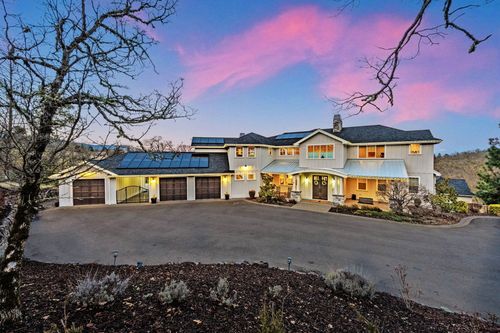 80 Placer Hill Dr, Jacksonville, OR, 97530-9380 | Card Image