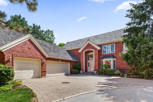 22 Regent Wood Rd, Northfield, IL, 60093-2728 | Card Image