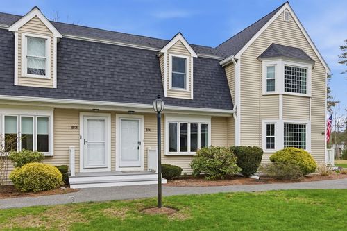 b14-547 Washington St, Pembroke, MA, 02359-2348 | Card Image