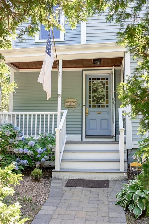 15 Meriam St, Lexington, MA, 02420-5308 | Card Image