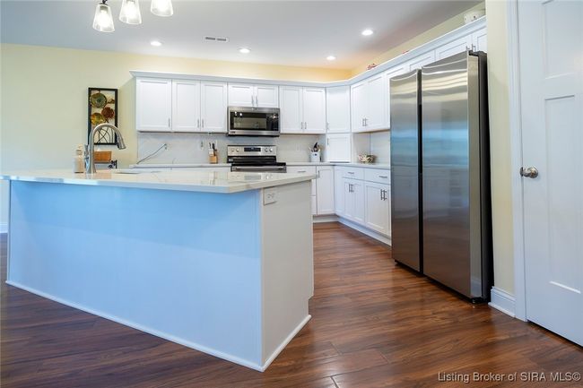 Very convenient kitchen. Great refrigerator also remains | Image 22