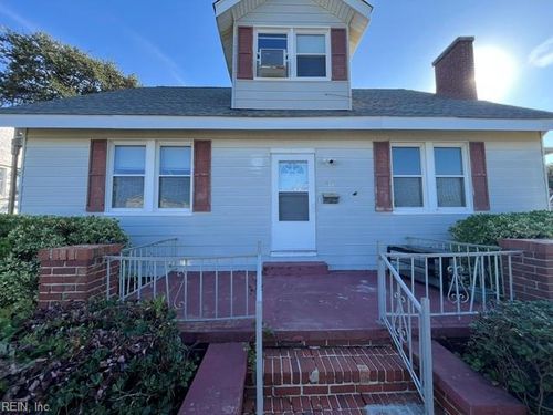 1607 E Ocean View Ave, Norfolk, VA, 23503-2406 | Card Image