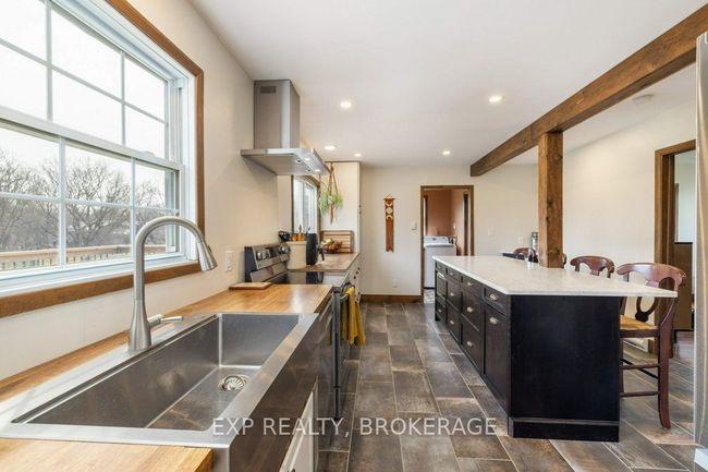 1038 Mccallum Lane, House other with 4 bedrooms, 3 bathrooms and 3 parking in Sydenham ON | Image 14